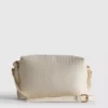 Bolso cruzado con efecto tejido