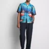 Camisas de manga corta con botones y estampado de flamencos
