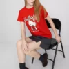 Camiseta holgada de algodón Hello Kitty con estampado de fresas