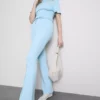 Pantalones de chándal acampanados con pliegues, con alto contenido de algodón