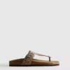Sandalias con barra en T y tachuelas