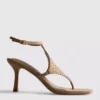 Sandalias con tachuelas de Paula Echevarría