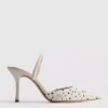 Zapatos de punta con lunares