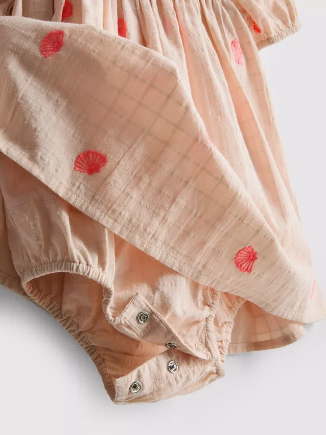 0-18 meses | Vestido tipo smock para recién nacidos con bordado de conchas