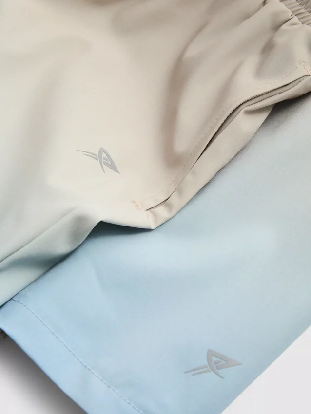 1,5-7 años | Conjunto deportivo de 3 piezas: camiseta, pantalones cortos y sudadera con capucha