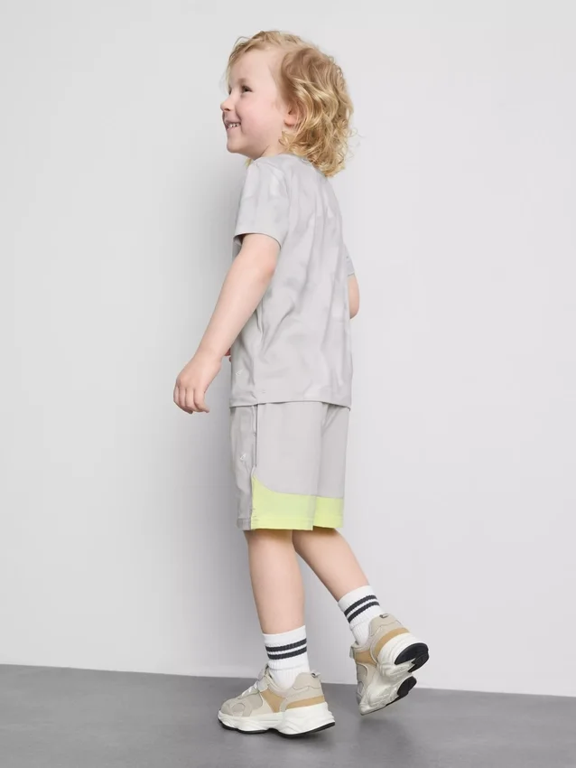 1,5-7 años | Conjunto deportivo de camiseta y pantalones cortos