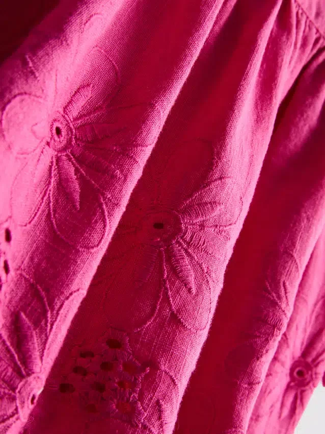 1,5-8 años | blusa con bordado floral