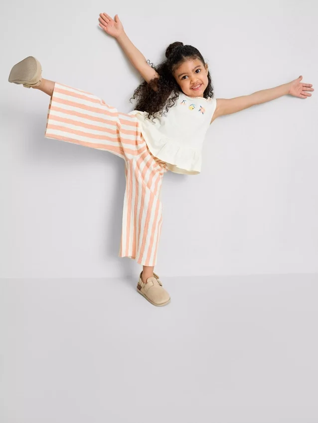 1,5-8 años | Conjunto de blusa con peplum bordado y pantalones