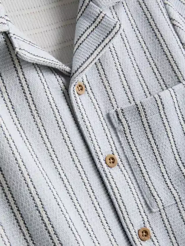 1,5-8 años | Conjunto de camisa de punto a rayas y pantalones cortos
