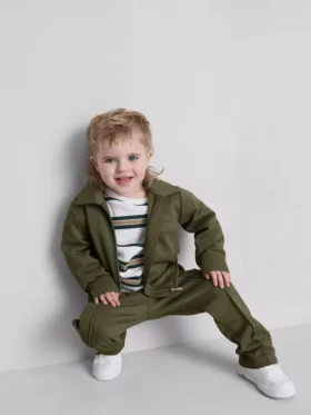 1,5-8 años | Conjunto de chamarra con cremallera y pantalones de chándal