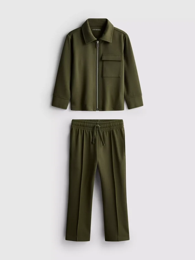 1,5-8 años | Conjunto de chamarra con cremallera y pantalones de chándal