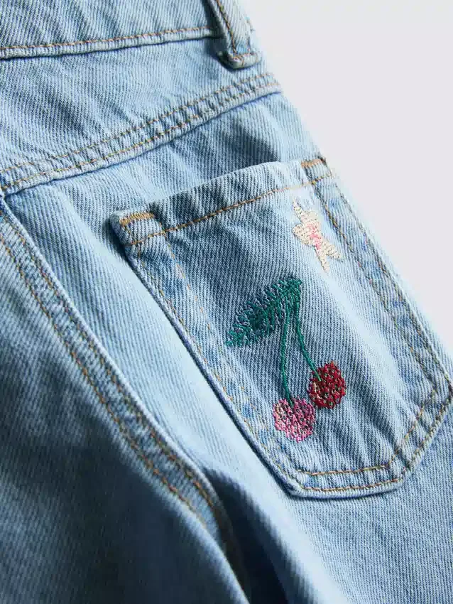 1,5-8 años | vaqueros con bordados de frutas