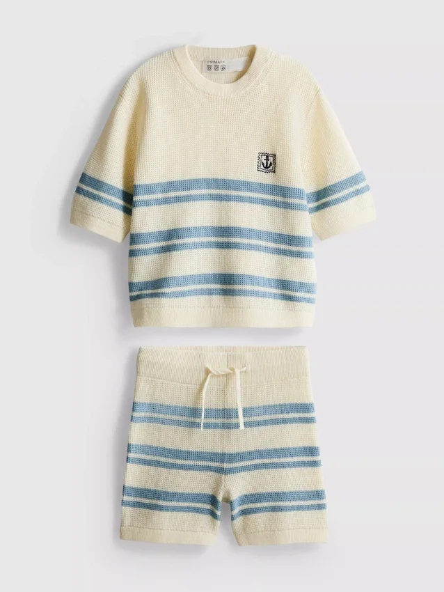 1,5-9 años | Conjunto de blusa de punto y pantalones cortos