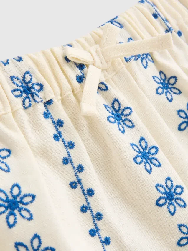 1,5-9 años | Conjunto de blusa y pantalones cortos bordados