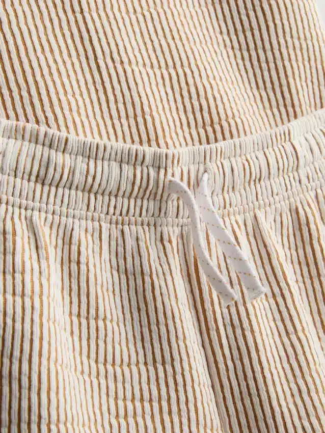 1,5-9 años | Conjunto de camisa a rayas y pantalones cortos