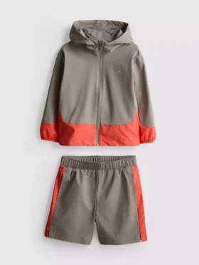 1,5-9 años | Conjunto de chamarra deportiva y pantalones cortos