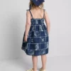 1,5-9 años | Vestido tipo smock con tirantes finos y bordado