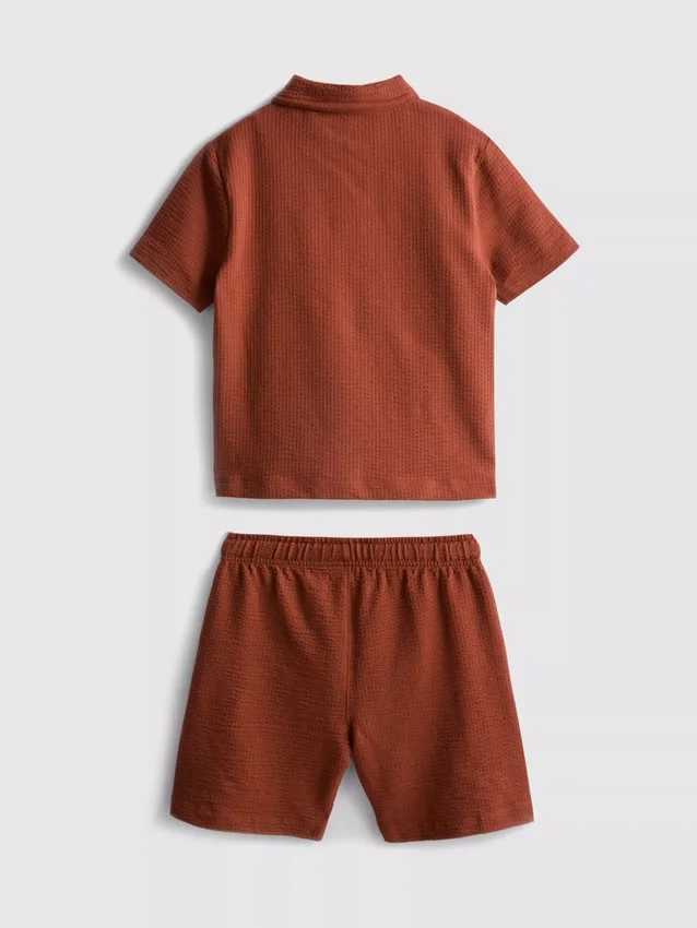 1-9 años | Conjunto de camisa de polo y pantalones cortos con textura