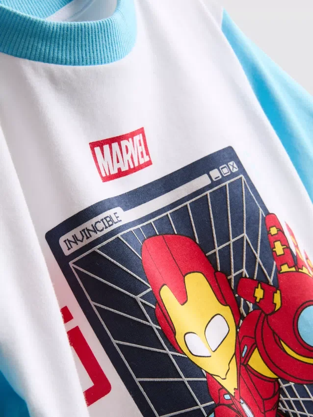 1-9 años | Conjunto de camiseta y pantalones cortos de Iron Man de Marvel