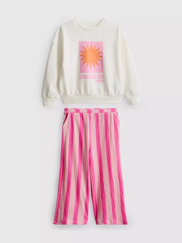 1-9 años | Conjunto de sudadera y pantalones con textura arrugada
