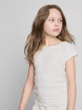 7-15 años | Blusa con mangas casquillo arrugadas y ribete de encaje
