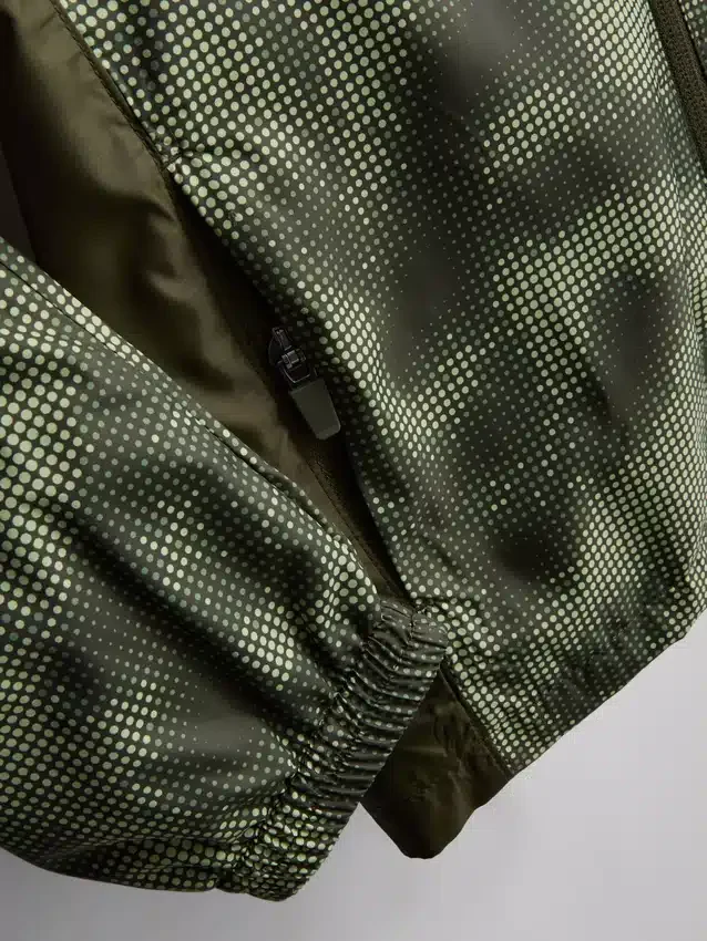 7-15 años | chaqueta deportiva con cremallera y estampado de camuflaje