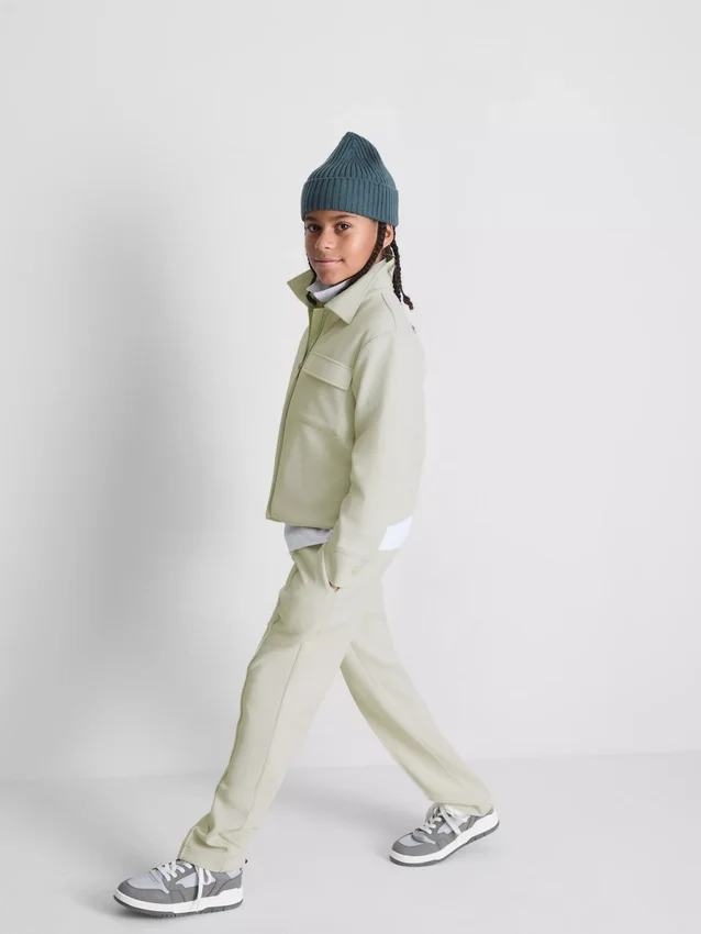 7-15 años | Conjunto de chamarra con cremallera y pantalones de chándal