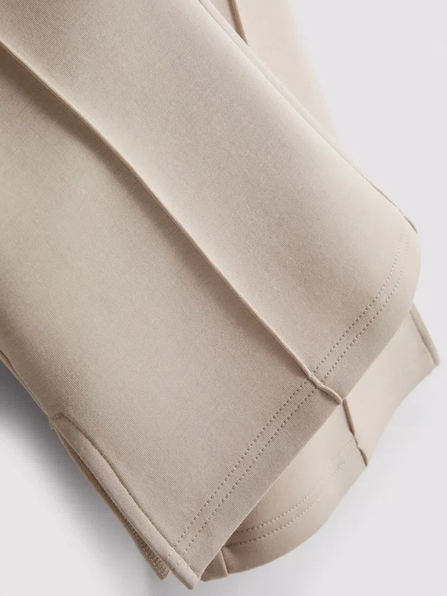 7-15 años | Pantalones de chándal acampanados con pliegues