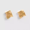 Aretes cuadrados de metal fundido