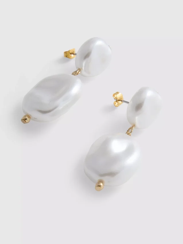 Aretes de perla sintética en forma de gota