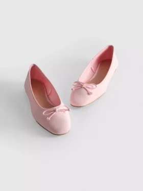 Bailarinas con lazo en la parte delantera