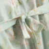 Bata corta con estampado floral