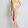 Bikini brasileño con lunares