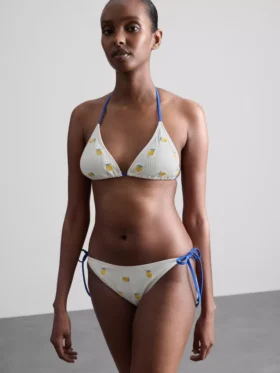 Bikini con braguita texturizada color limón y atado a los lados