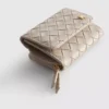 Billetera acolchada con iniciales