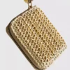 Billetera tejida con cremallera