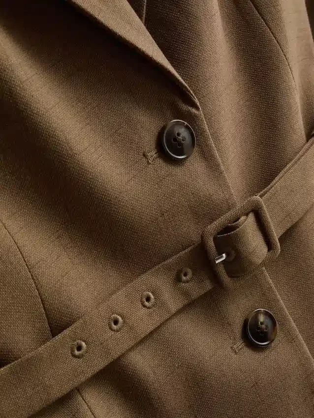 Blazer de manga corta con detalle de cinturón