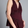Blusa arrugada con cuello en V