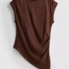 Blusa asimétrica arrugada
