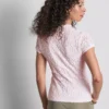 Blusa con cuello alto texturizado