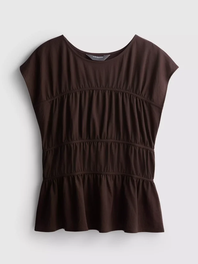 Blusa con volantes