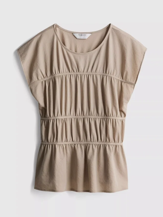 Blusa con volantes