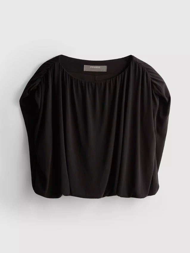 Blusa corta con caída, rica en modal
