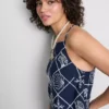 Blusa de algodón con cuello halter y calado