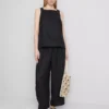 Blusa de lino de corte A con tirantes anchos de The Edit