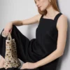 Blusa de lino de corte A con tirantes anchos de The Edit