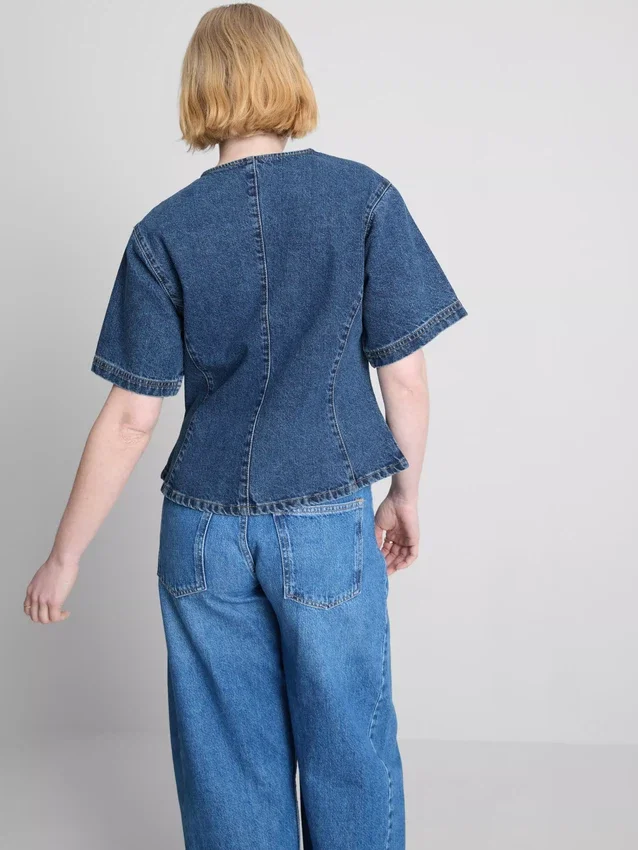 Blusa de manga corta ajustada de mezclilla de algodón para pantalones cortos