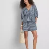 Blusa de Paula Echevarría con mangas abullonadas y rayas de seersucker