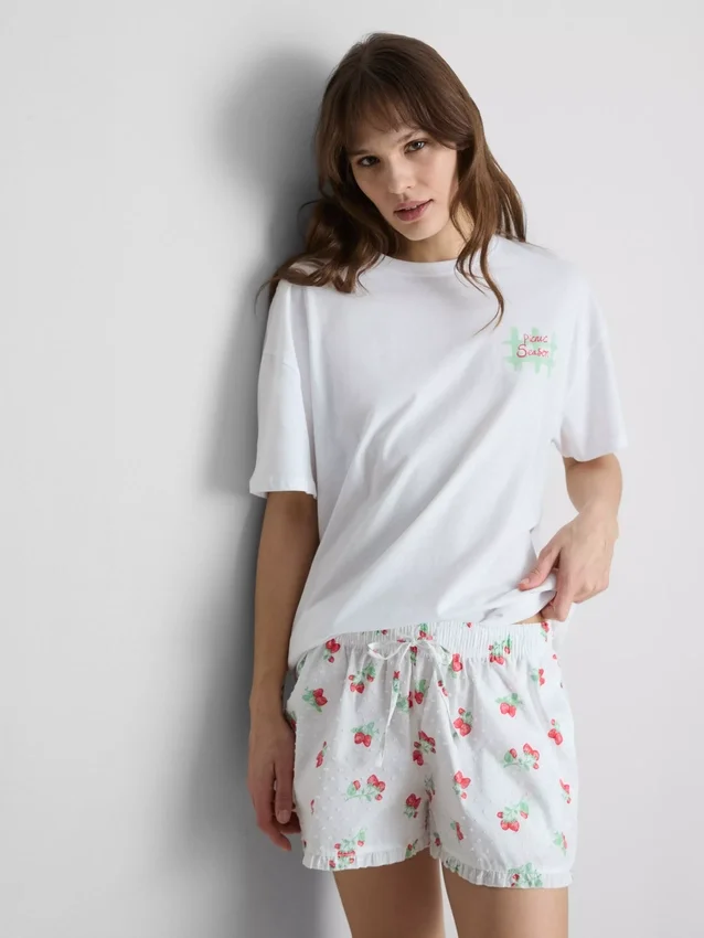 Blusa de pijama con estampado gráfico
