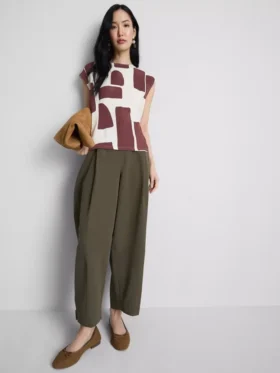 Blusa estampada con mangas casquillo